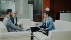 Робота без вакансій: як працює прихований ринок праці