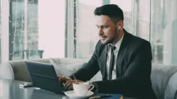 Вивчення англійської мови для роботи: чи окупаються витрати?